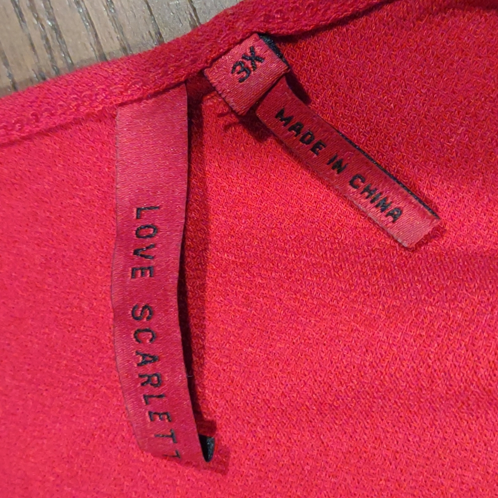 LOVE SCARLETT ❤️❤️❤️ Red Top Size 3X - Picture 4 of 5